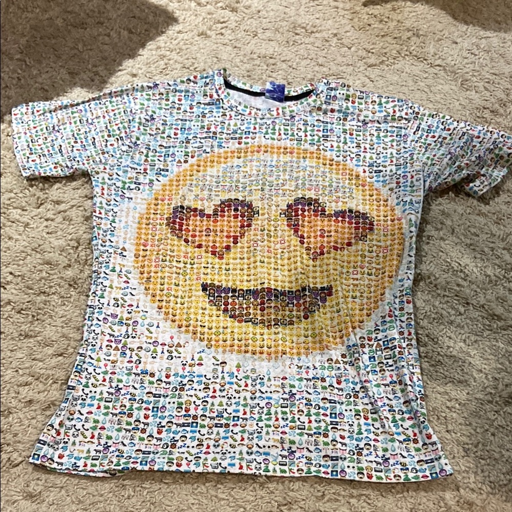 Vibrant Yellow and Red Emoji Short Sleeve Tee